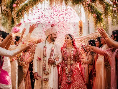Confetti Entry wedding service visual