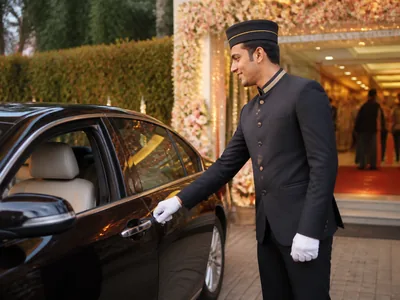 Valet Parking wedding service visual