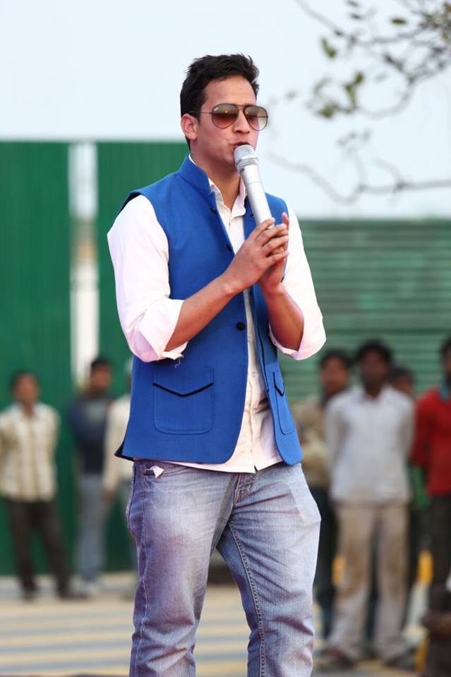 best male emcee delhi
