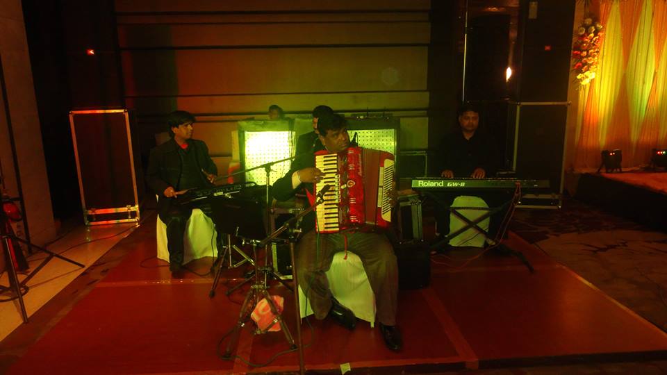 male symphony bands delhi